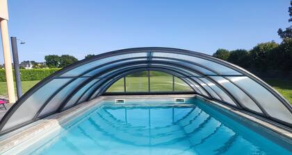 Villa moderne aux Sables d'Or avec piscine chauffée