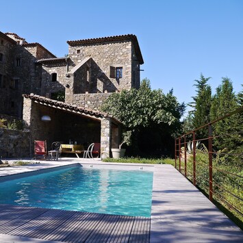 Vue du Mas, de la piscine