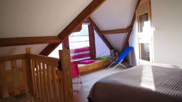 2 Schlafzimmer, Bügeleisen/Bügelbrett, Bettwäsche