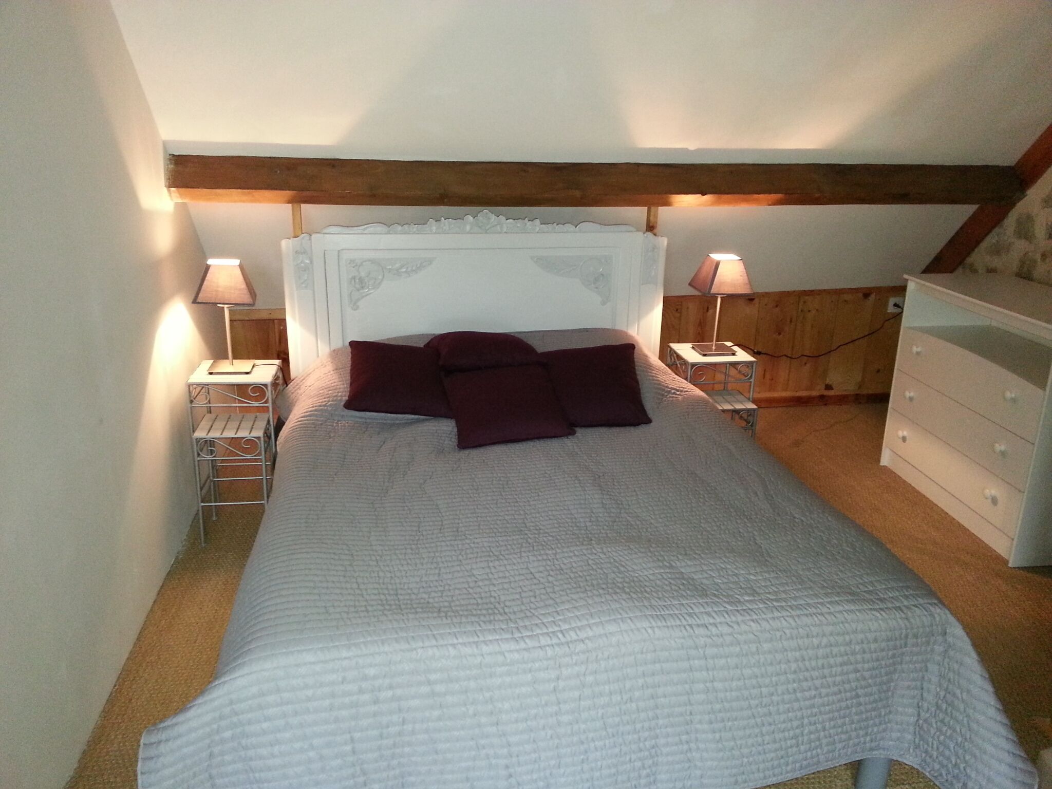 2 chambres, fer et planche à repasser, draps fournis