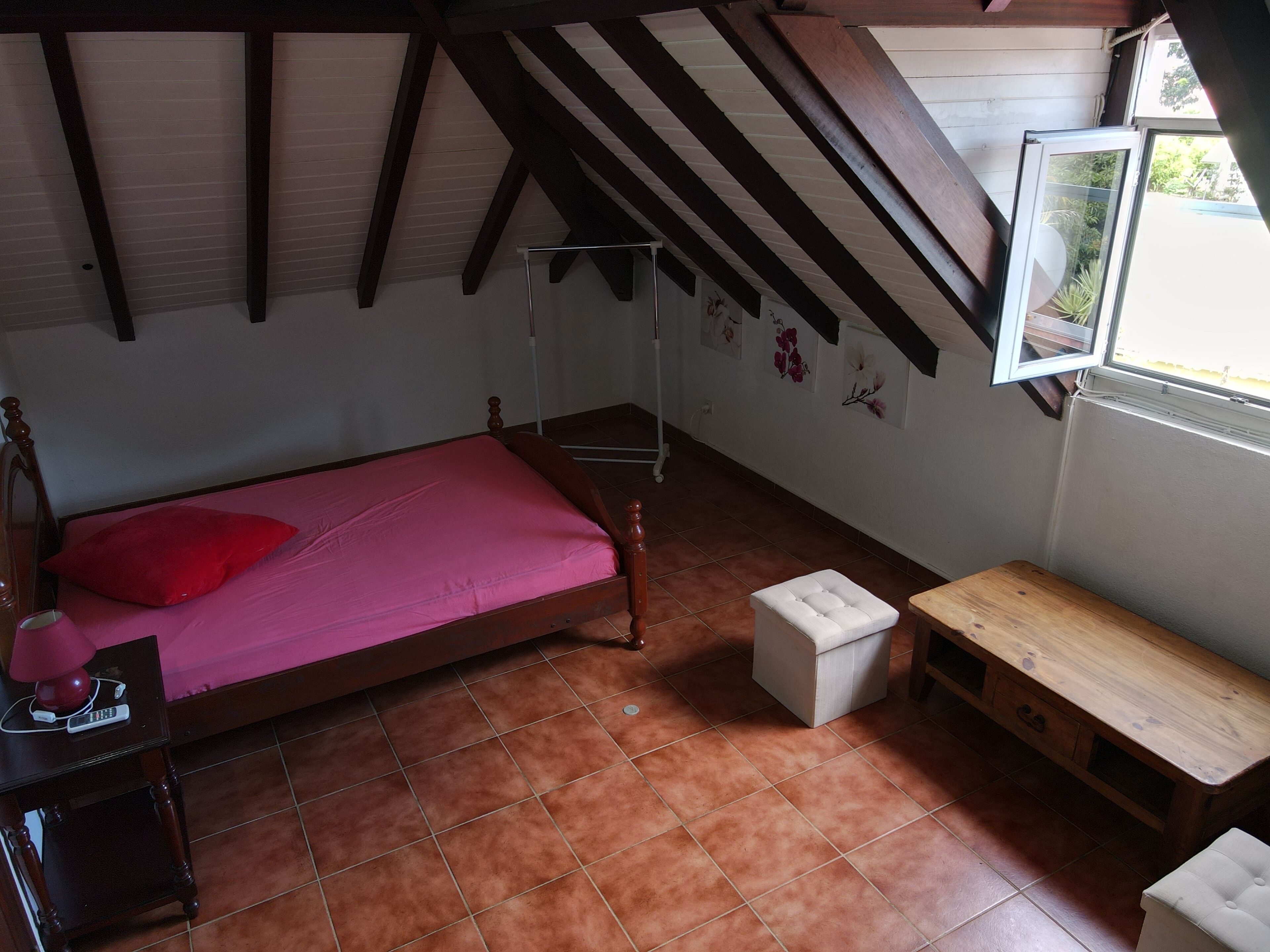 3 bedrooms, iron/ironing board, travel cot, free WiFi