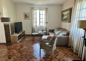 Téléviseur connecté, foyer