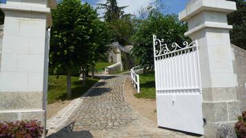 Enceinte de lâhĂ©bergement