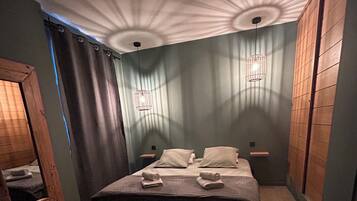 3 makuuhuonetta, silitysrauta/-lauta, vauvan matkasÀnky, Wi-Fi