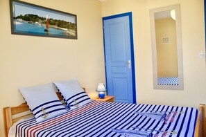 2 slaapkamers, een strijkplank/strijkijzer, gratis wifi