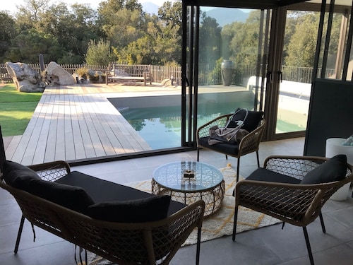 Villa sotta-porto vecchio in the countryside heated pool
