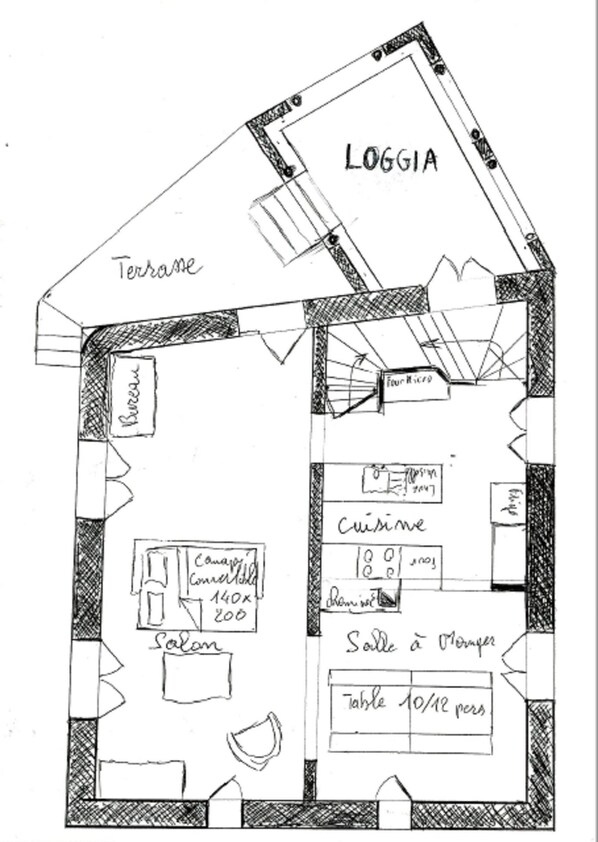 A hotel floor plan with a loggia, terrace, and rooms labeled 'Cuisine' and 'Solan'.