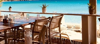 PROMO from 24/08 to 31/08 Vue Mer Pieds dans L'eau - L'Anse de Pramousquier P&V