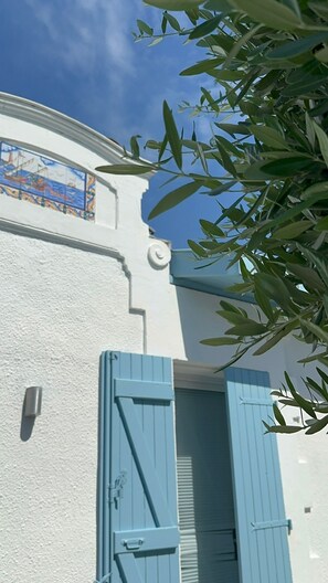 AuĂendetails
