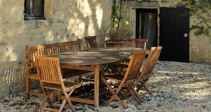 5* listed property Panoramic view of the 4 Châteaux, swimming pool and petanque area