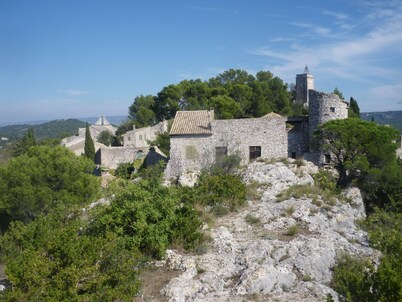 Maisonette cottage with pool in Eygalières 6 people alpine nature park