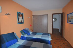 3 chambres, fer et planche Ă repasser, Wi-Fi gratuit, draps fournis