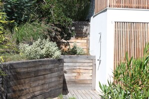 Property grounds - CAP-FERRET BETWEEN ARCACHON BAY AND OCEAN - VERY NICE VILLA WITH SWIM POOL (Lège-Cap-Ferret)