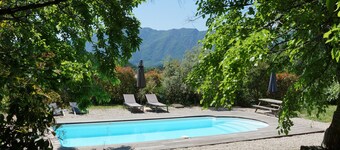 Casa de vacaciones, al sur de Ardèche, para 8/10 personas, se admiten mascotas.