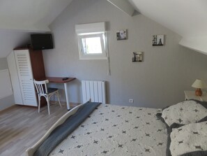 4 chambres, fer et planche Ă repasser, Wi-Fi gratuit, draps fournis