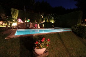 Utomhuspool