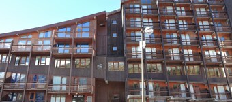 Studio Arc 2000, 4/5 persons, residence Bel Aval, Charlotte Perriand style.