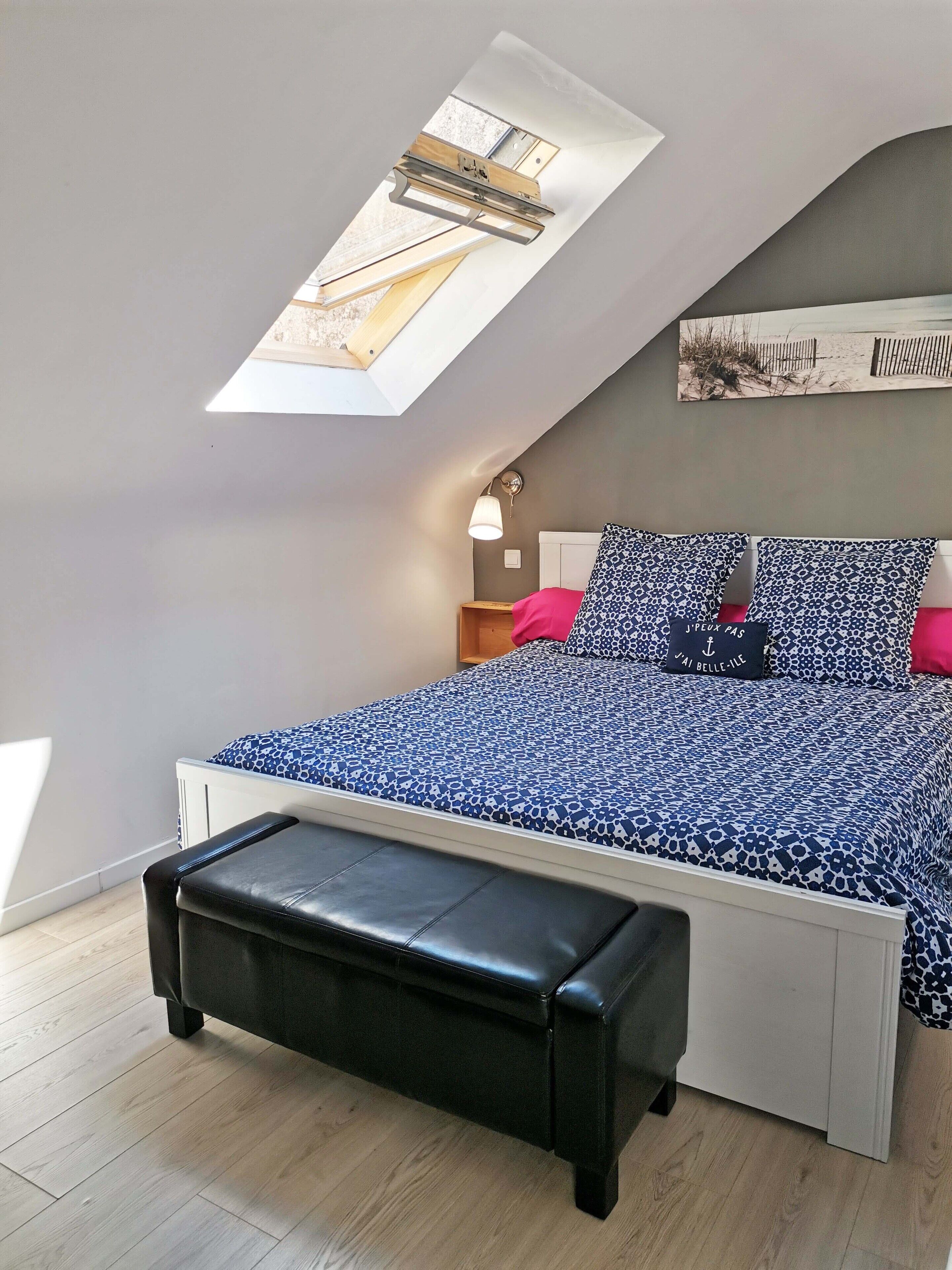 2 chambres, fer et planche à repasser, lit parapluie, Wi-Fi gratuit