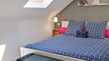 2 chambres, fer et planche à repasser, lit parapluie, Wi-Fi gratuit