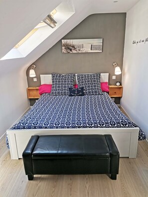 2 chambres, fer et planche à repasser, lit parapluie, Wi-Fi gratuit