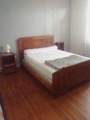 2 chambres, fer et planche à repasser, Wi-Fi gratuit