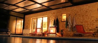 Mietwohnsitz mit 2 Schwimmbädern, Whirlpool, Sauna, Billard