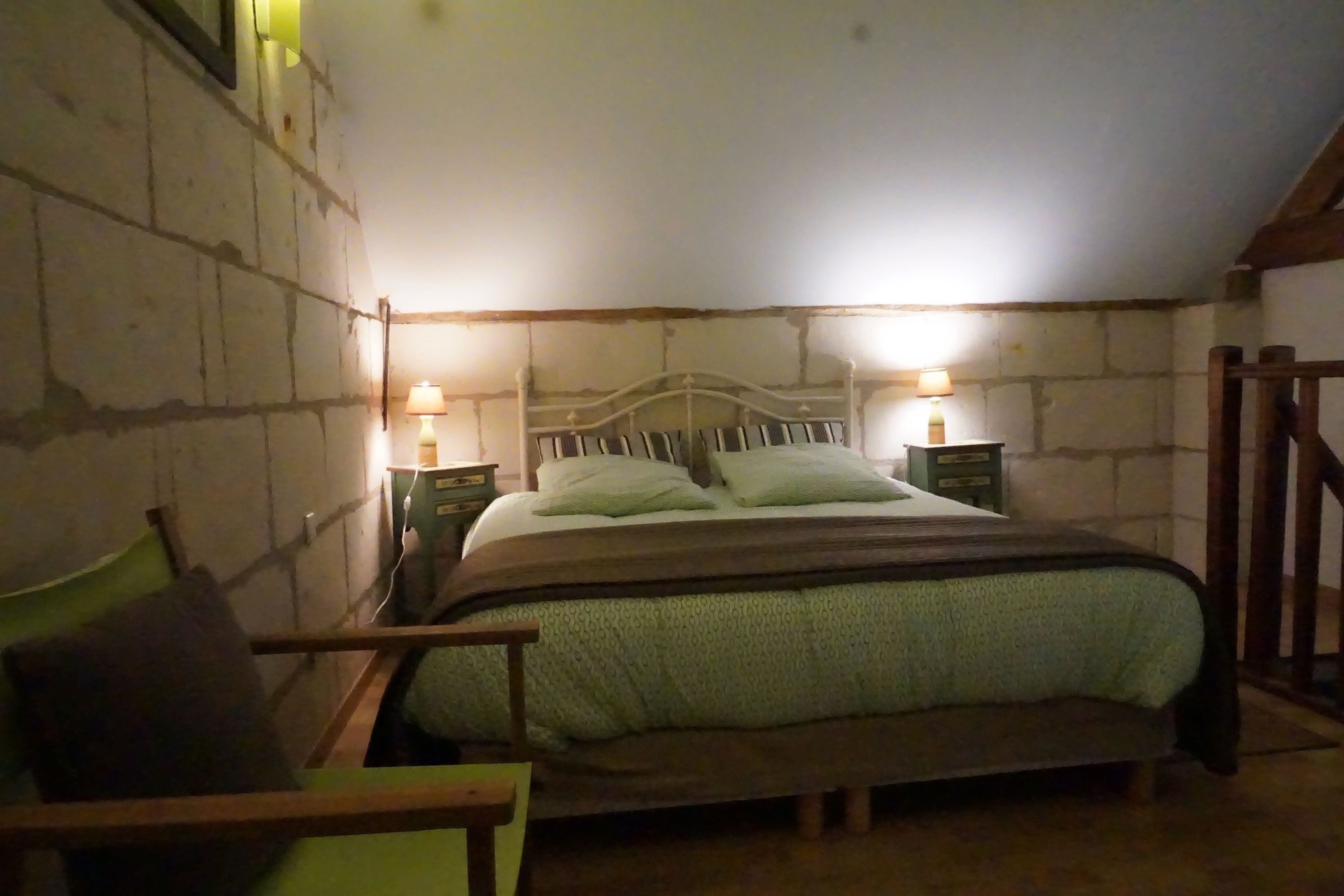 1 slaapkamer, een strijkplank/strijkijzer, reisbedje, gratis wifi