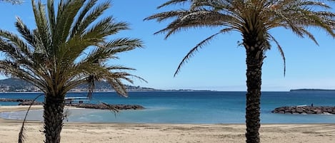 Beach nearby, sun-loungers