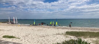 St Pierre Quiberon, coté baie, maison récente 7 pièces à 300m à pied  plage.