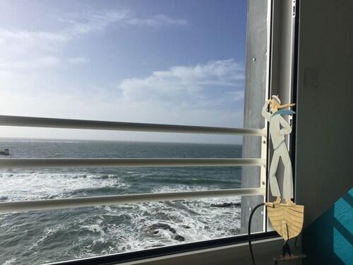 Studio labellisé dans maison ''pieds dans l'eau'' site maritime ex