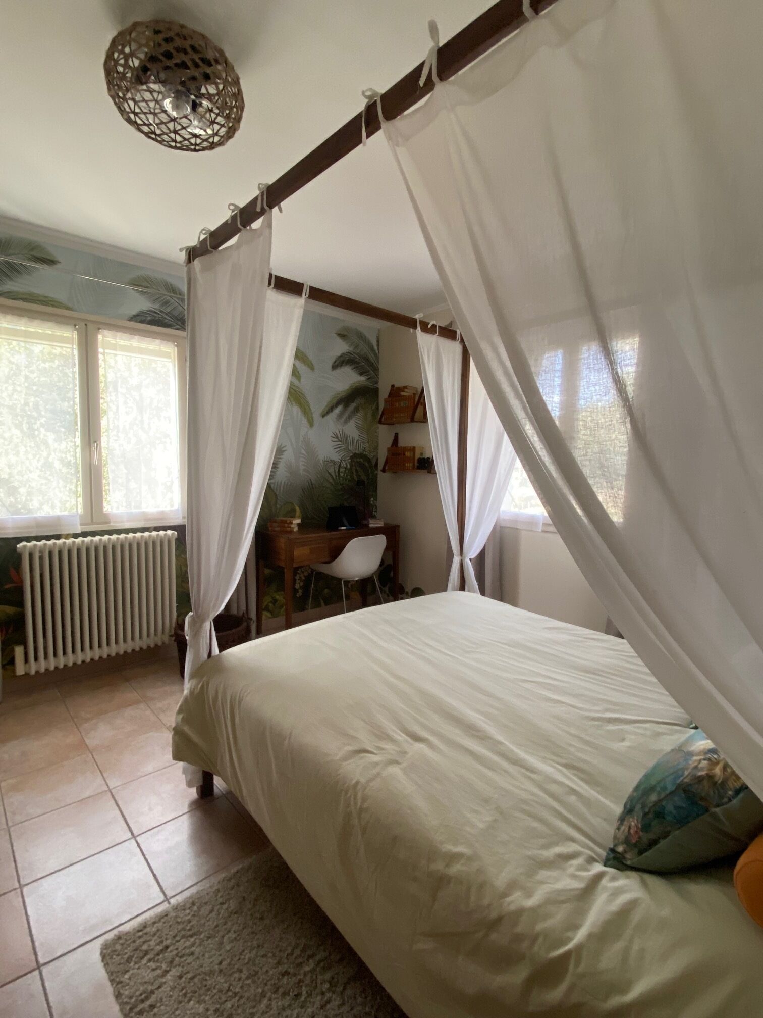 3 chambres, fer et planche à repasser, lit parapluie, Wi-Fi gratuit