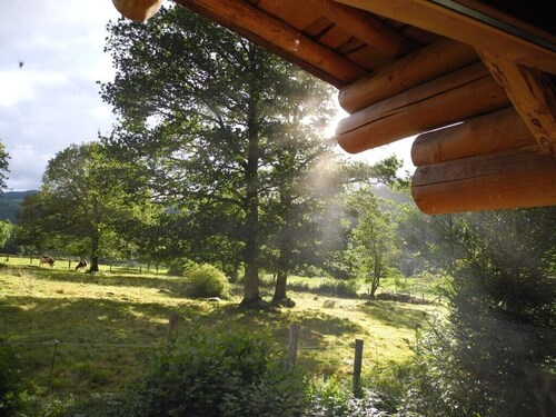 Meet with unusual… you will experience a change of scene! Private spa jacuzzi.