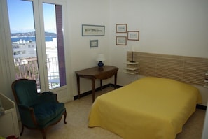 3 chambres, fer et planche Ă repasser, Wi-Fi gratuit, draps fournis