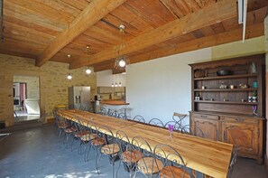 Dining - Mas 22 à 24 p 7/9 chb wifi Pisc.chauffée jardin clos - Sono pour soirée (Lamotte-Du-Rhône)