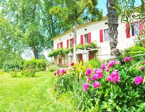 Property grounds - Mas 22 à 24 p 7/9 chb wifi Pisc.chauffée jardin clos - Sono pour soirée (Lamotte-Du-Rhône)