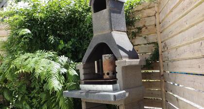 Freistehendes Haus mit Südterrasse in der Nähe von Stränden und Geschäften