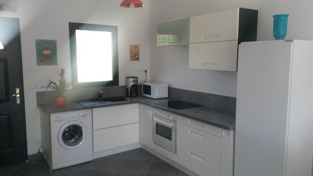 Private kitchen - VERY NICE GITE CLASS 3 * AIR-CONDITIONED FOR 4 PERS CENTER VALLON PONT D'ARC (Vallon-Pont-D'arc)