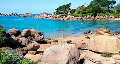 House / 7pers/sea view/beach 200m/ Perros Guirec.