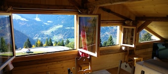 Typisches Bergchalet f. 8 - 10 Pers.