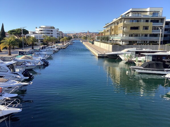 Marina