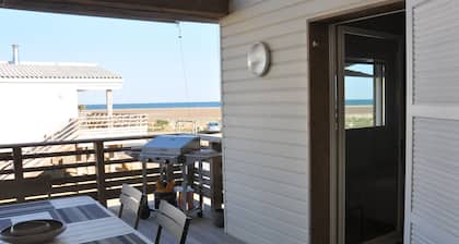 MAGNIFIQUE ET CONFORTABLE CHALET TRADITIONNEL FACE A LA MER