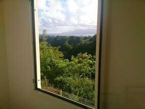 Interior - 3 room apt. for 2-6 people, sea view, pool, air conditioning; Guadeloupe centre (Le Gosier)