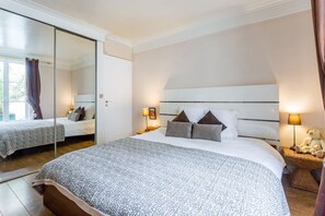 2 Schlafzimmer, Bügeleisen/Bügelbrett, WLAN, Bettwäsche