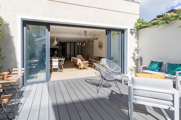 La terrasse et le salon
