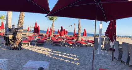 In Sète district VILLEROY Seaside 100 m beach Lido T2 54 m² air-conditioned