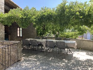 Outdoor dining