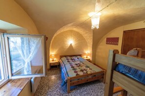 2 Schlafzimmer, Bügeleisen/Bügelbrett, Reisekinderbett