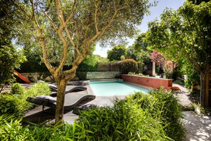 Alberca al aire libre