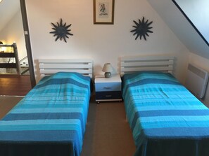 3 dormitorios, tabla de planchar con plancha, wifi