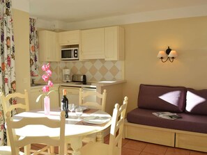 Interior - Apartment for 6 with pool and parking in Les Issambres (Les Issambres)